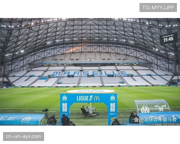 战报：马赛0-0朗斯，双方合计仅三次射正，比赛场面沉闷